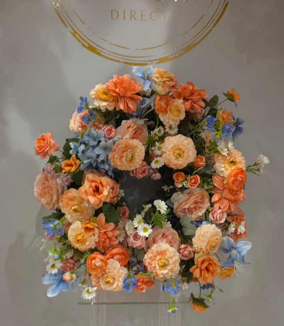 Aurora Cake Table Florals