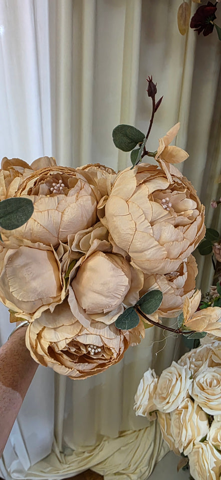 Peony Bunch - Mocha