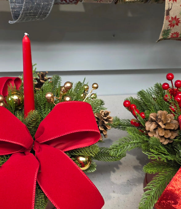 Artificial Hat Box Arrangement