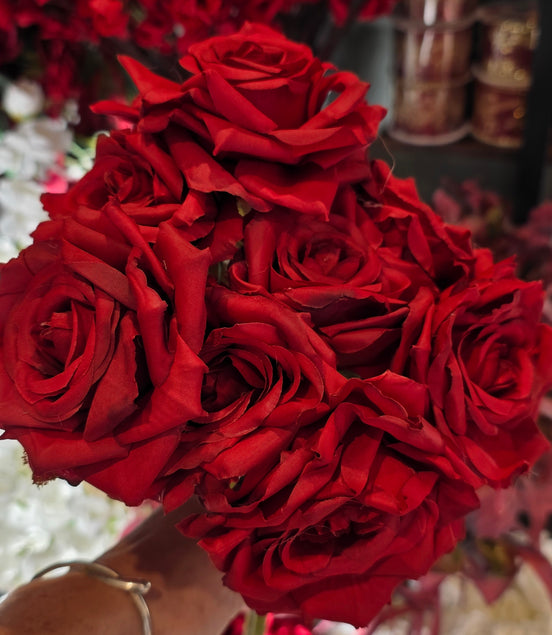Rose Bunch - Red