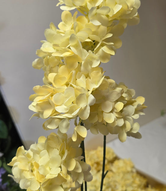 Hydrangea Mini Spray - Yellow