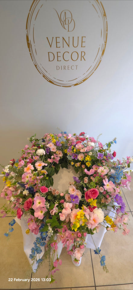 Luna Cake Table Florals