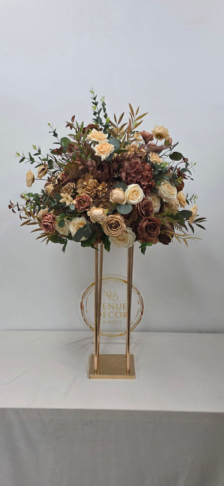 Nala Cake Table Florals