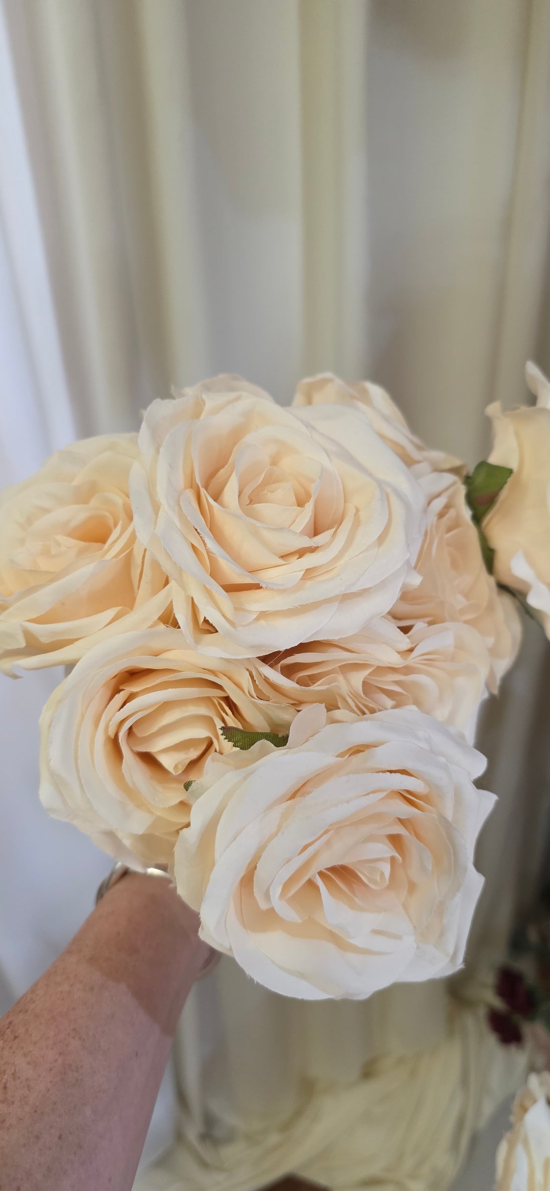 Rose Bunch - Deep Cream