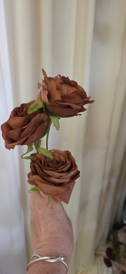 Rose Trio - Chocolate