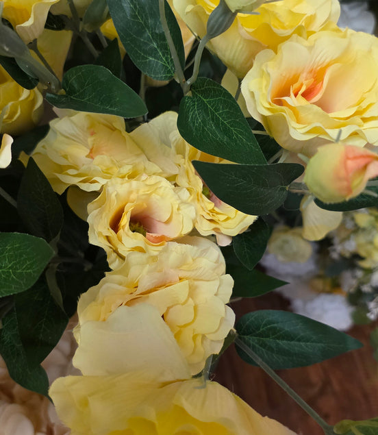 Lisianthus - Yellow