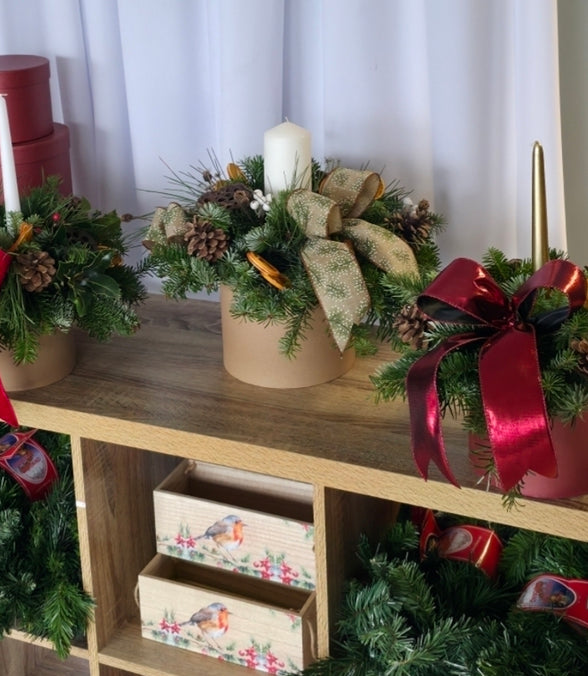 Artificial Hat Box Arrangement